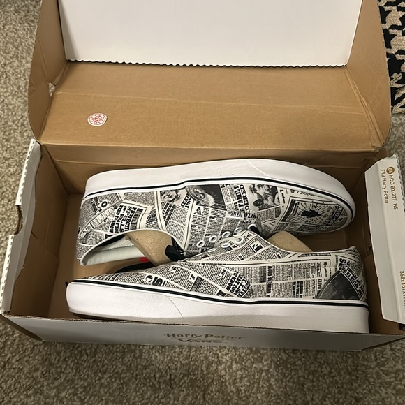 VANS Era ComfyCush x Harry Potter Newspaper 2019. New in Box - Picture 5 of 7